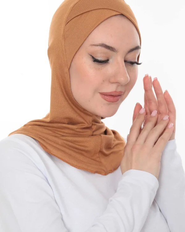 Full Coverage Caramel Crossover Turban – Soft & Elegant - Image 5