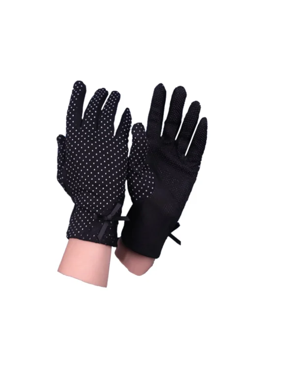Women's Modest Stretch Gloves with All-Over Polka Dot Print – Soft Lilac Pink - Image 2