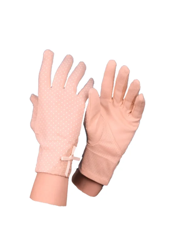 Women's Modest Stretch Gloves with All-Over Polka Dot Print – Soft Lilac Pink - Image 6